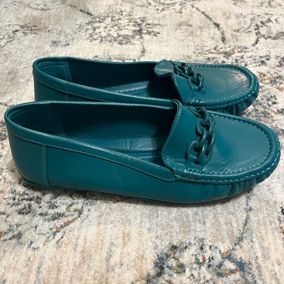 Turquoise Leather Loafers Sz 9W - Picture 2 of 7